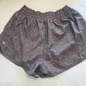 Hotty hot, high-rise line 2.5 length short. Gently used no tears.